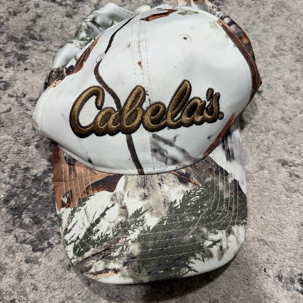 Cabela's winter camo cap